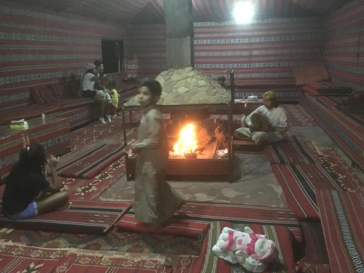 Ali BaBa Camp Hotel Wadi Rum Bagian luar foto