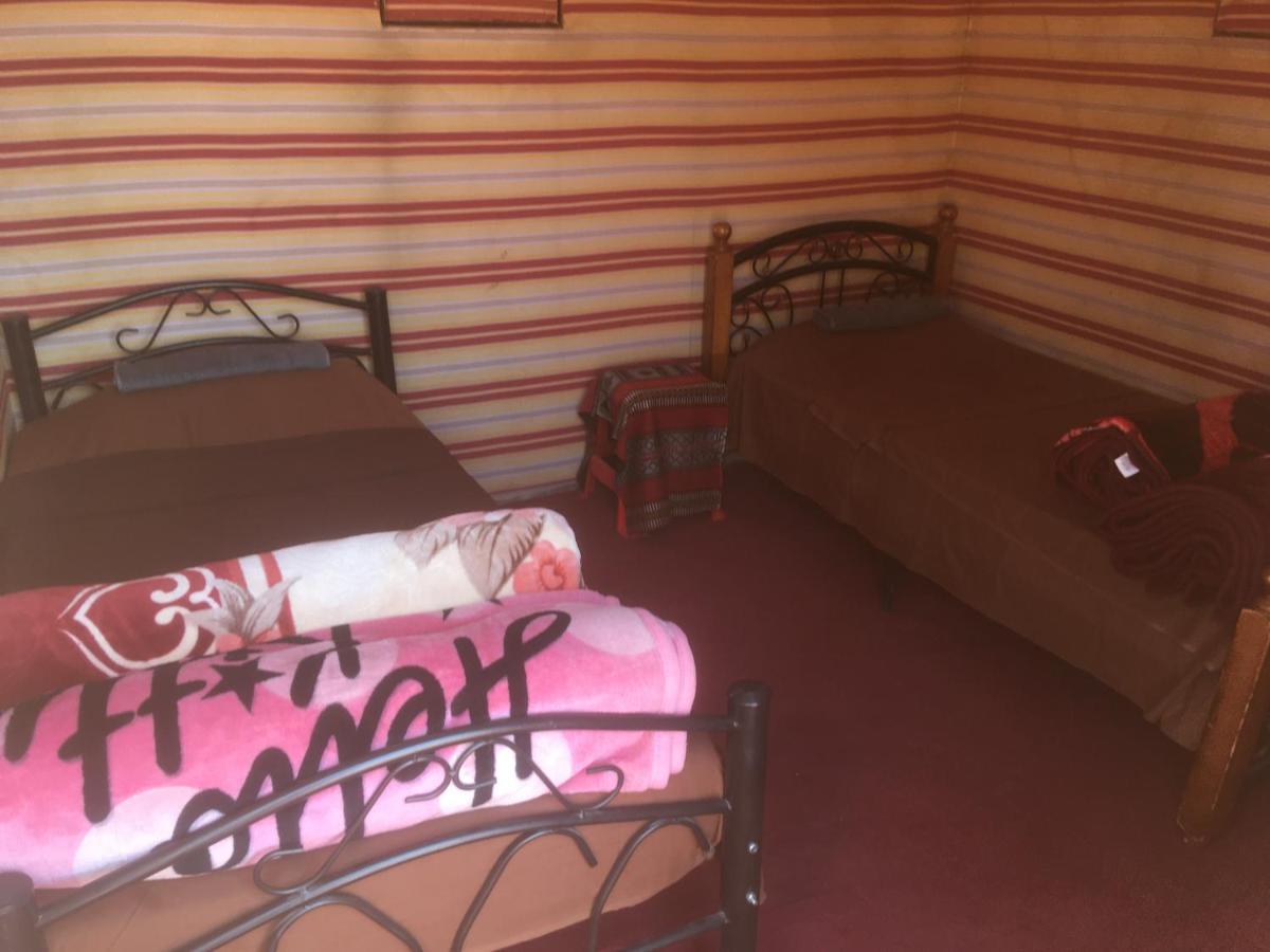 Ali BaBa Camp Hotel Wadi Rum Bagian luar foto