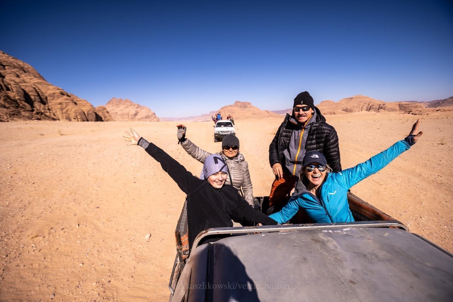 Ali BaBa Camp Hotel Wadi Rum Bagian luar foto