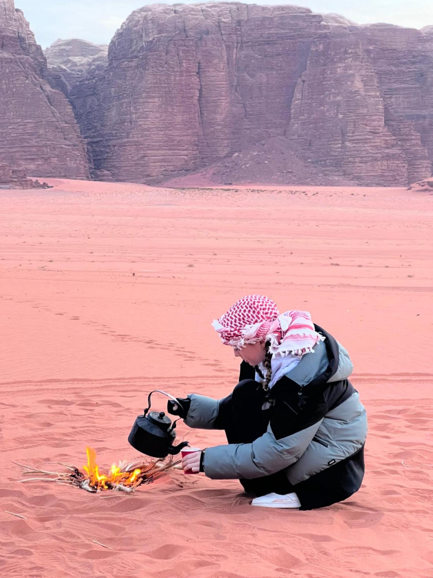 Ali BaBa Camp Hotel Wadi Rum Bagian luar foto