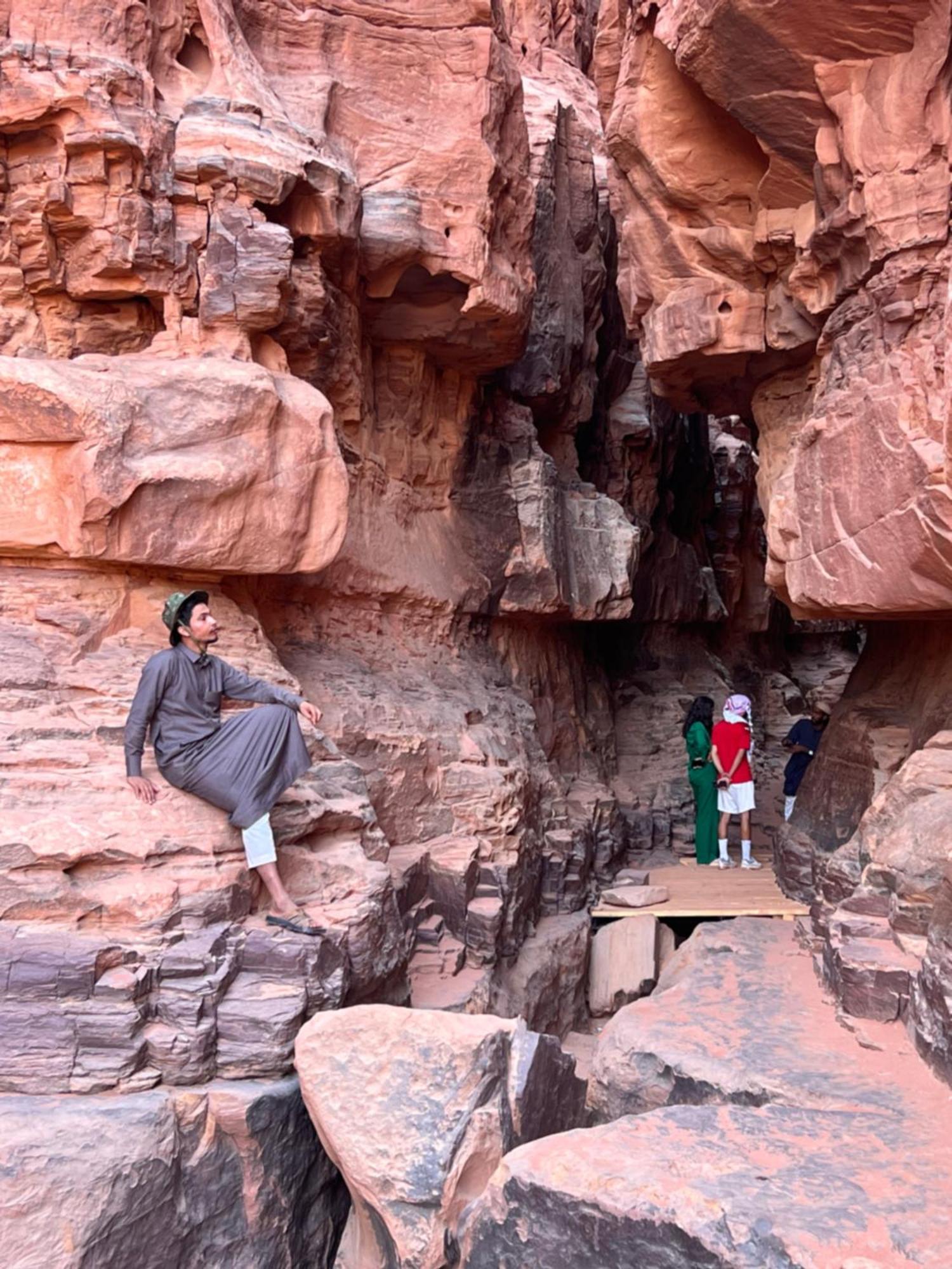 Ali BaBa Camp Hotel Wadi Rum Bagian luar foto